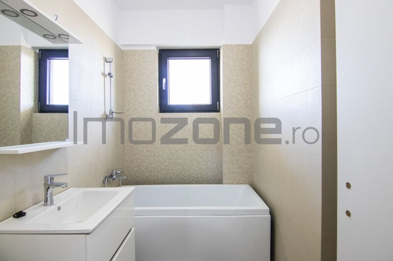 Trei camere, discount luna septembrie: -10% din valoarea avansului